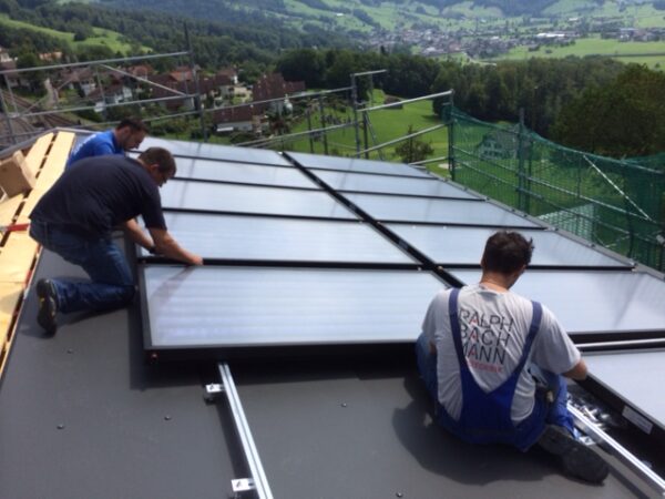 Solar Montage auf Dach